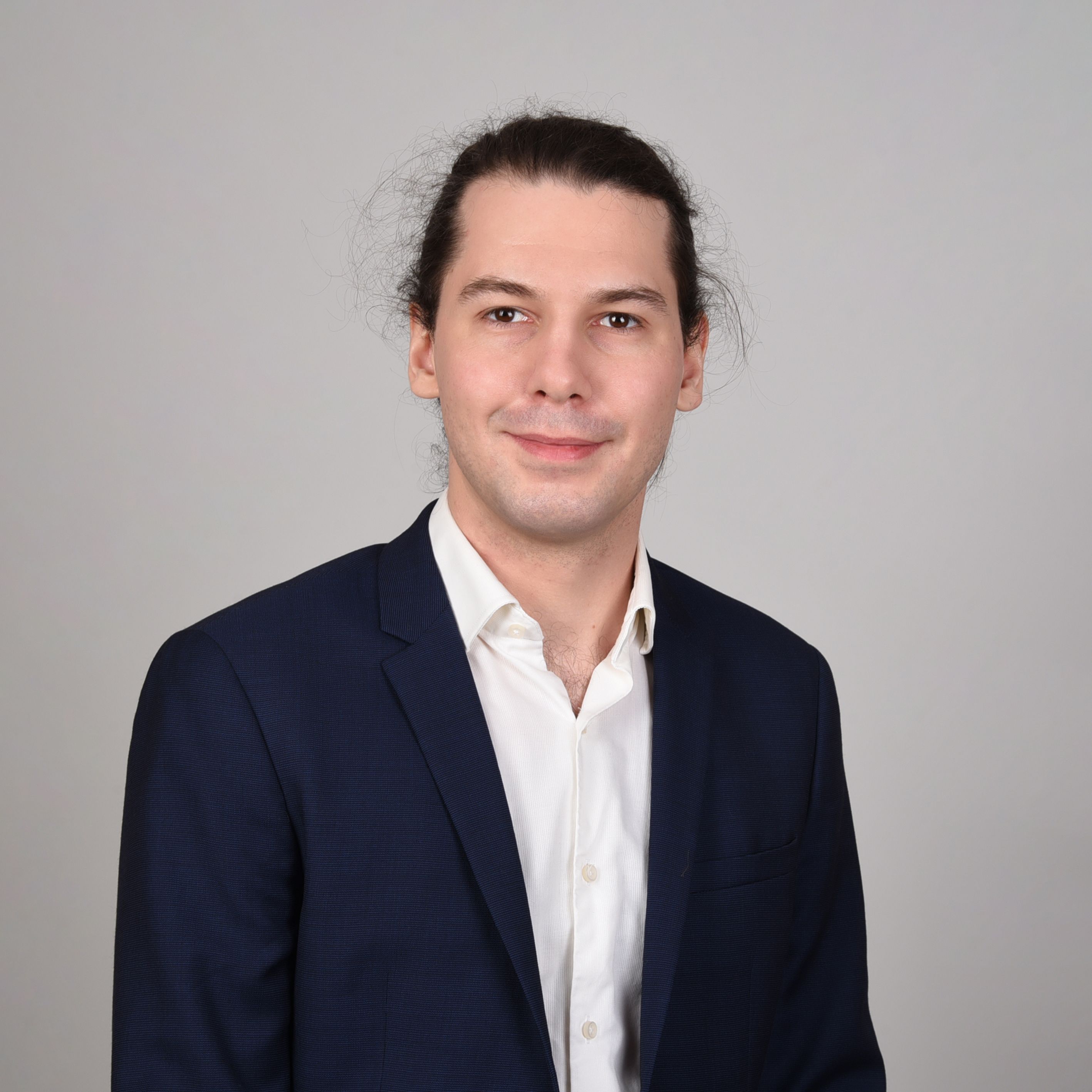 Kristóf Attila Simády